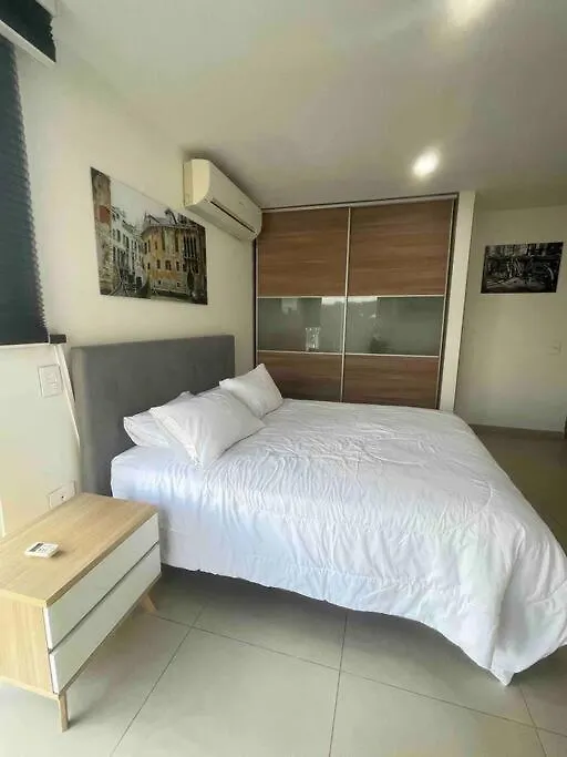 Apartaestudio Ciudad Jardin Restaurantes Tiendas 卡利 0*,  哥伦比亚