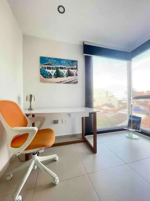 公寓 Apartaestudio Ciudad Jardin Restaurantes Tiendas 卡利